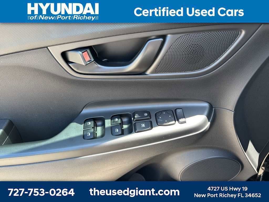 Thumbnail: 2022 Hyundai Kona - 13