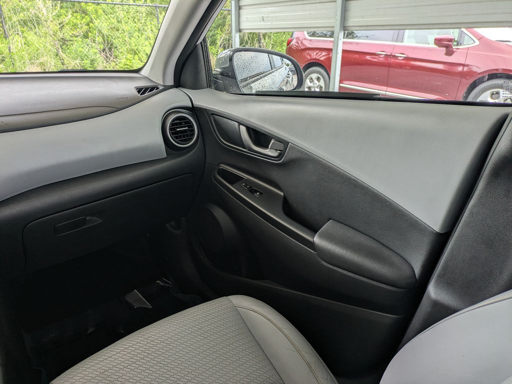 Thumbnail: 2020 Hyundai Kona - 24