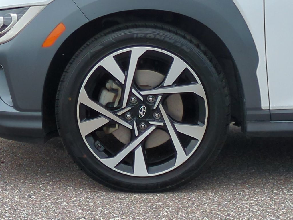 Thumbnail: 2022 Hyundai Kona - 8