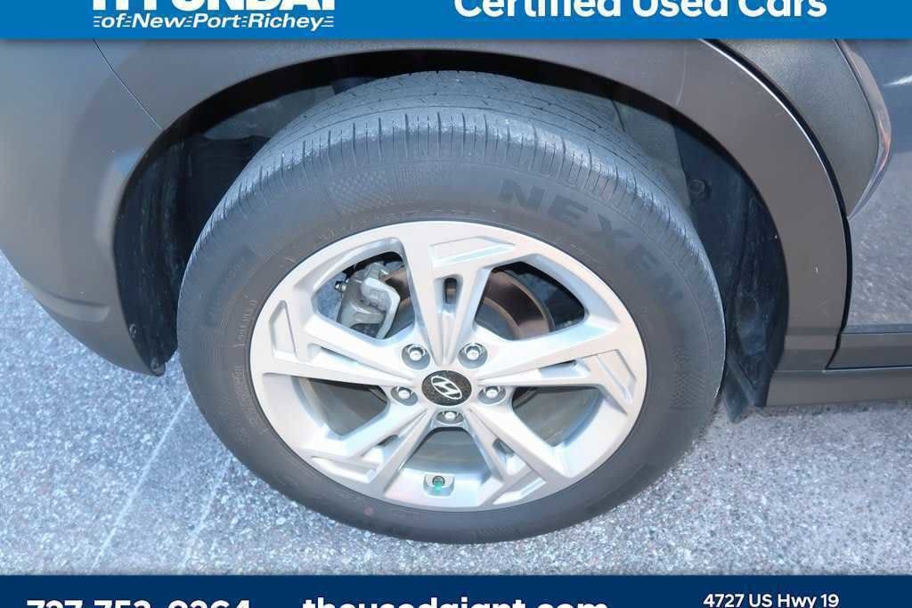 Thumbnail: 2023 Hyundai Kona - 4