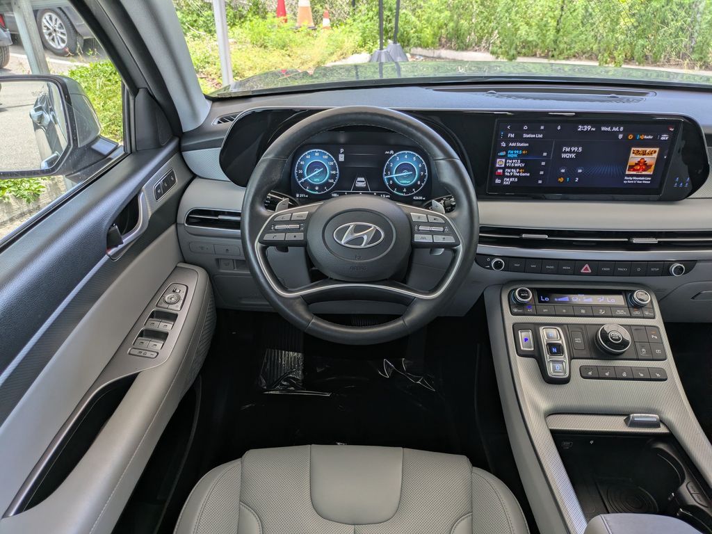 Thumbnail: 2023 Hyundai Palisade - 10