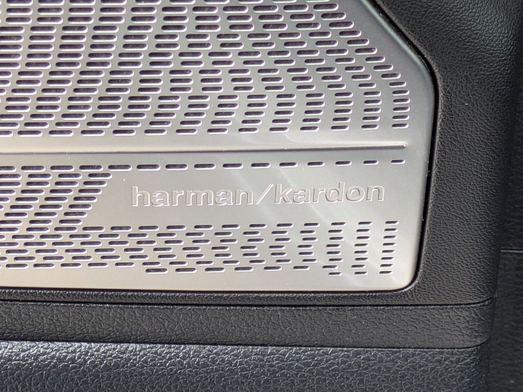 2022 Hyundai Palisade Limited - Photo 19