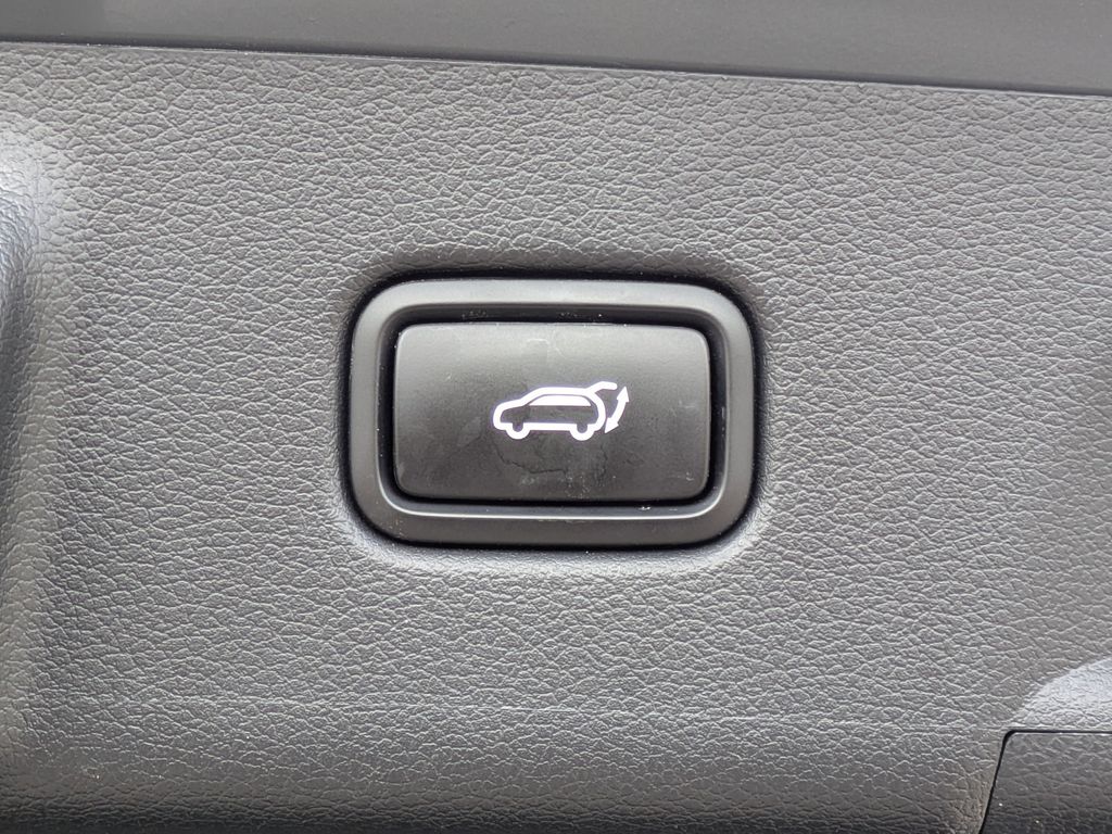 2022 Hyundai Palisade Limited - Photo 23