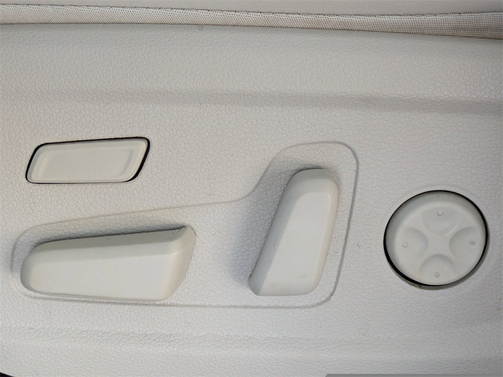 Thumbnail: 2020 Hyundai Palisade - 30