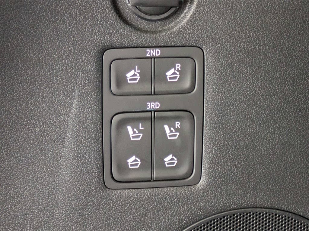 Thumbnail: 2023 Hyundai Palisade - 24