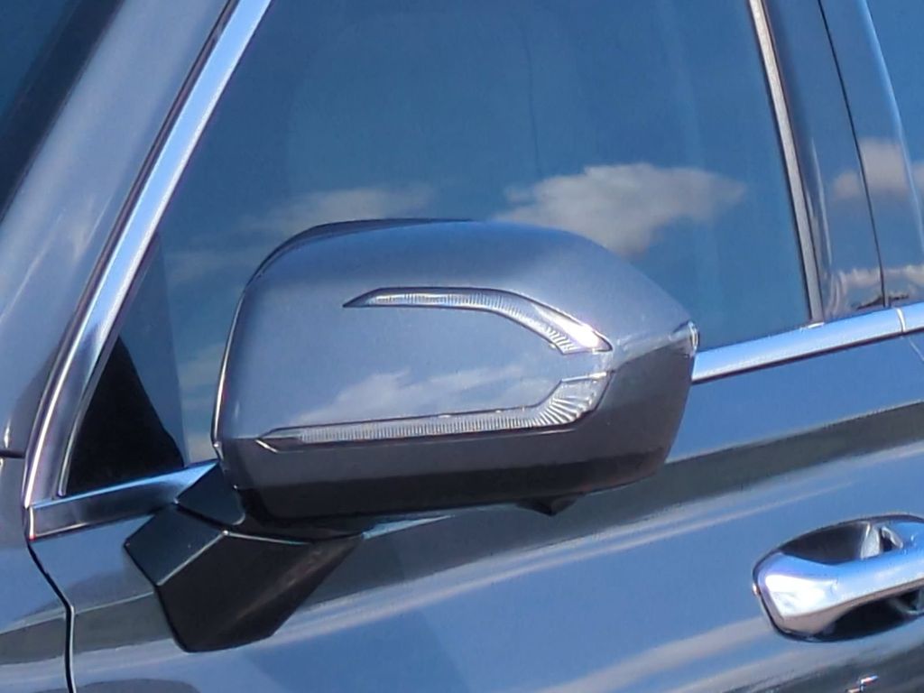 Thumbnail: 2020 Hyundai Palisade - 22