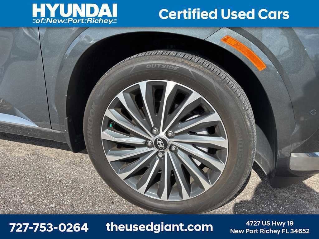 Thumbnail: 2023 Hyundai Palisade - 4