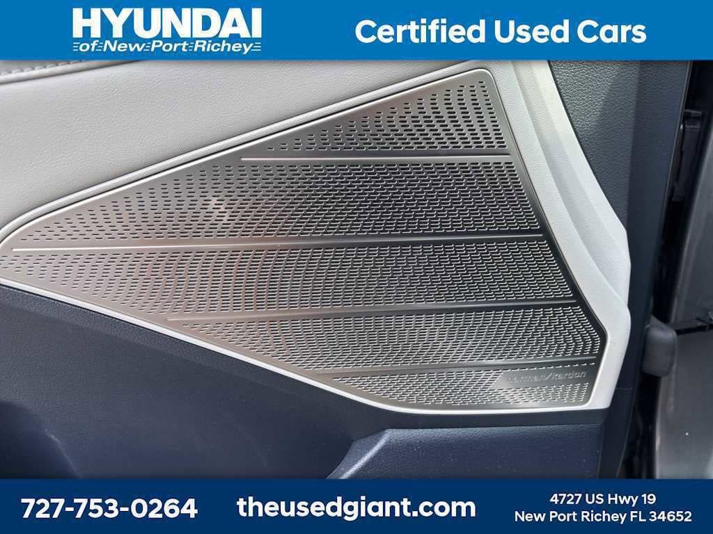 Thumbnail: 2023 Hyundai Palisade - 11