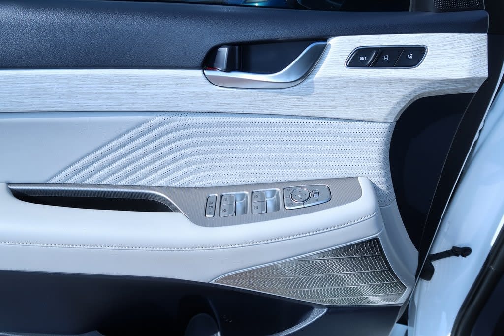 Thumbnail: 2023 Hyundai Palisade - 13