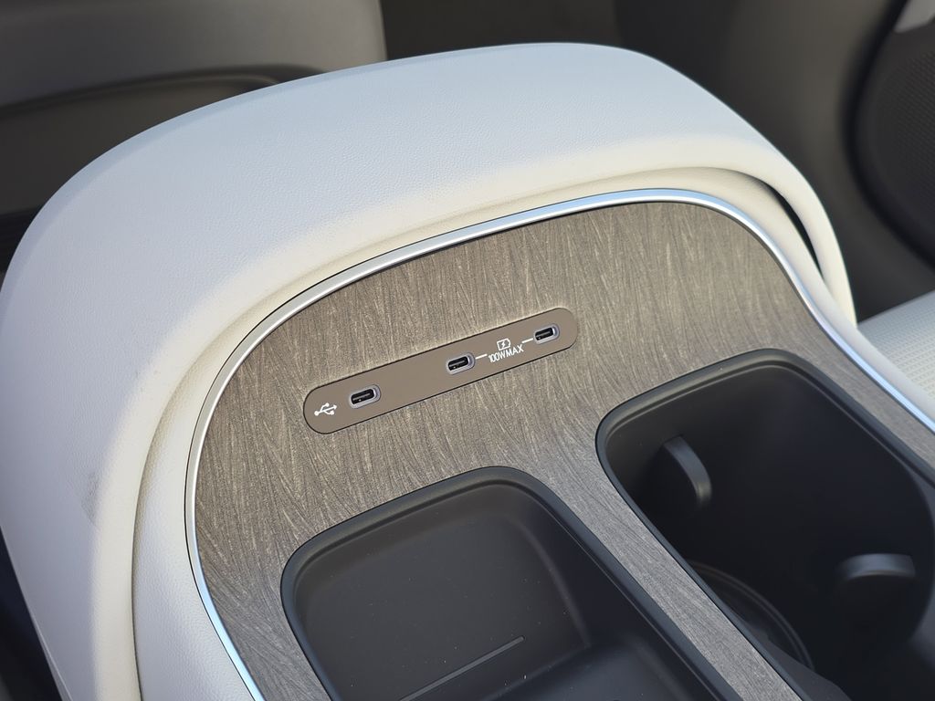 Thumbnail: 2026 Hyundai Palisade - 32
