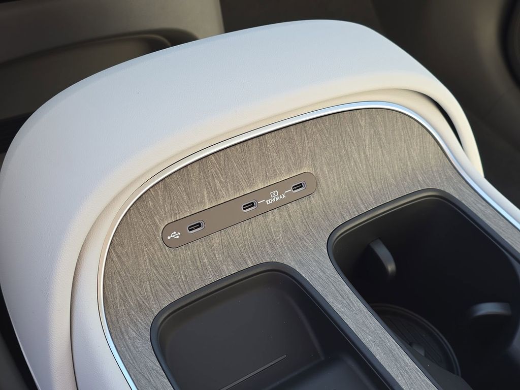 Thumbnail: 2026 Hyundai Palisade - 32