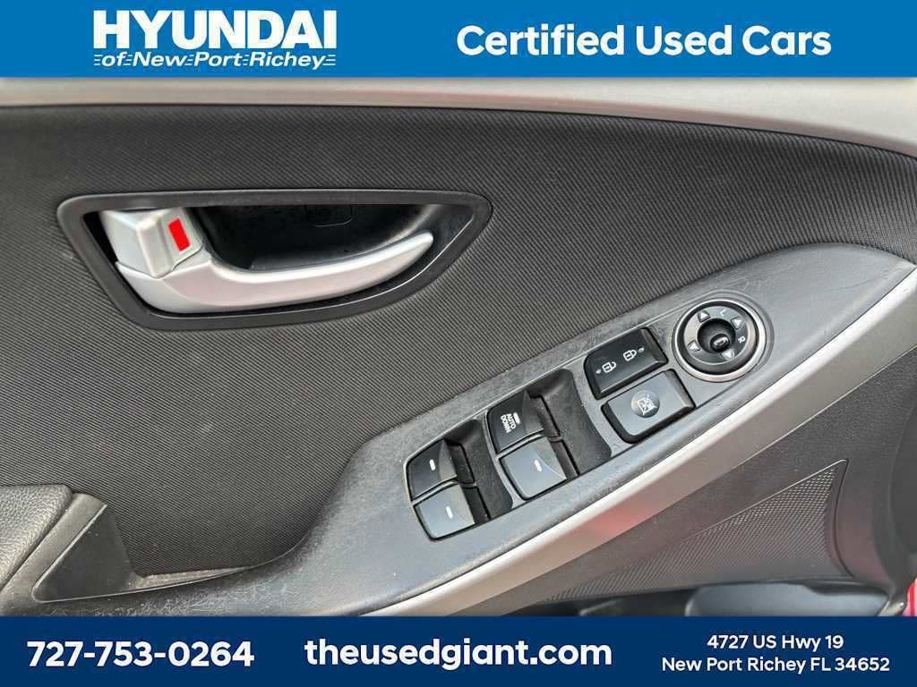 Thumbnail: 2014 Hyundai Elantra - 12