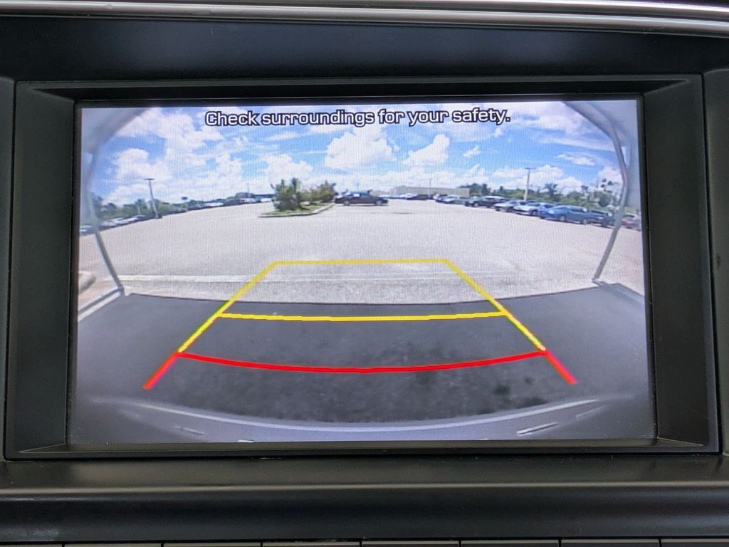 Thumbnail: 2020 Hyundai Elantra - 24