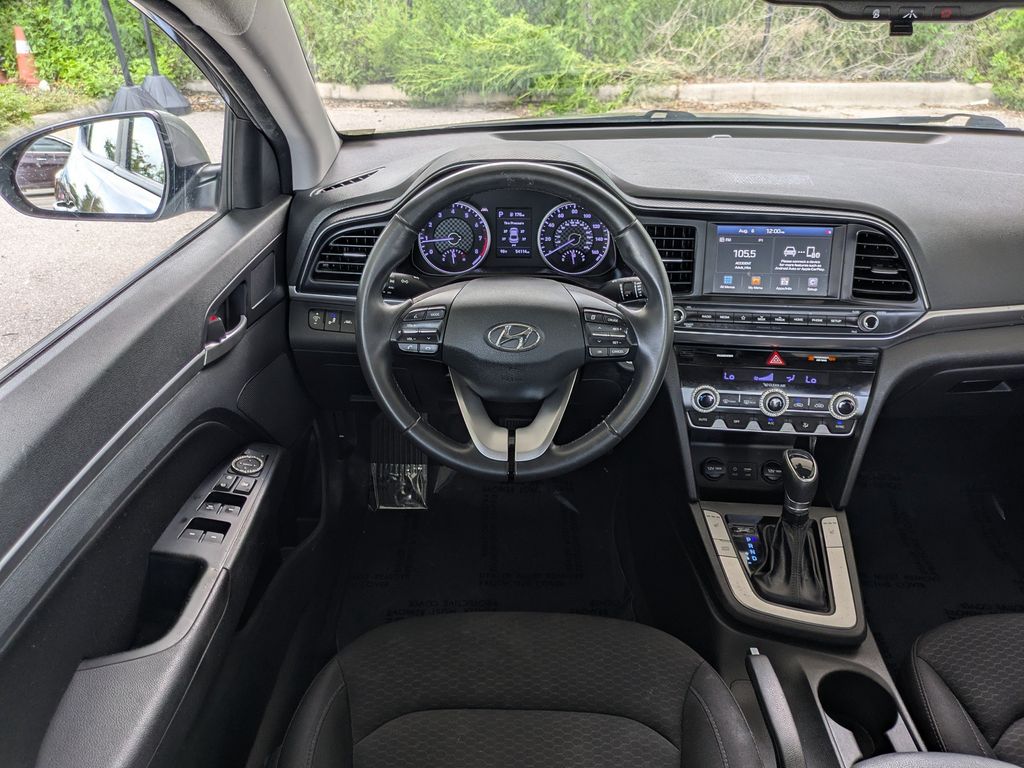 Thumbnail: 2020 Hyundai Elantra - 10