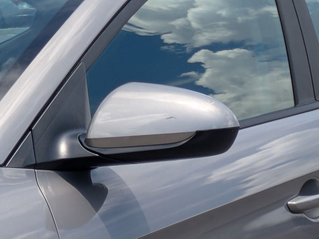 Thumbnail: 2020 Hyundai Elantra - 21