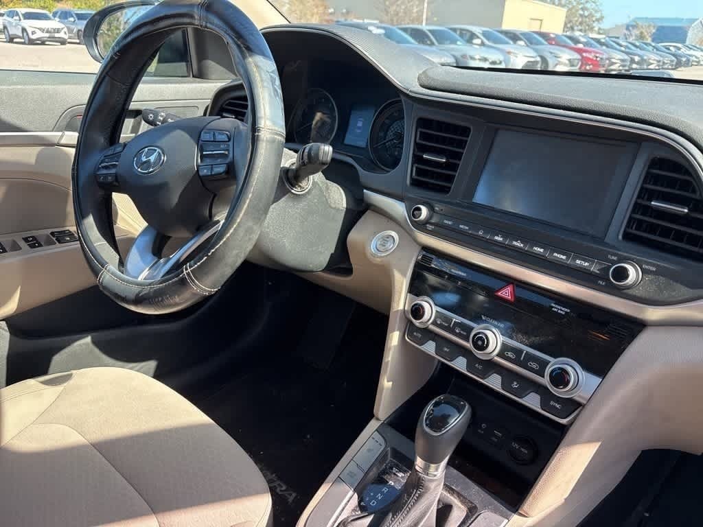 Thumbnail: 2020 Hyundai Elantra - 2