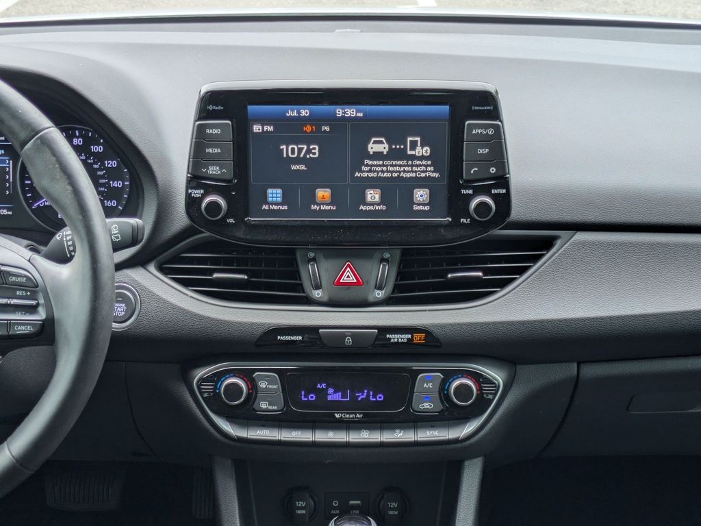 Thumbnail: 2018 Hyundai Elantra - 15