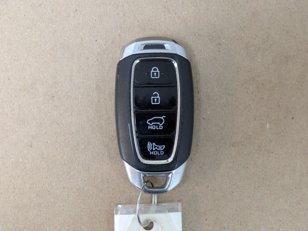 Thumbnail: 2018 Hyundai Elantra - 19