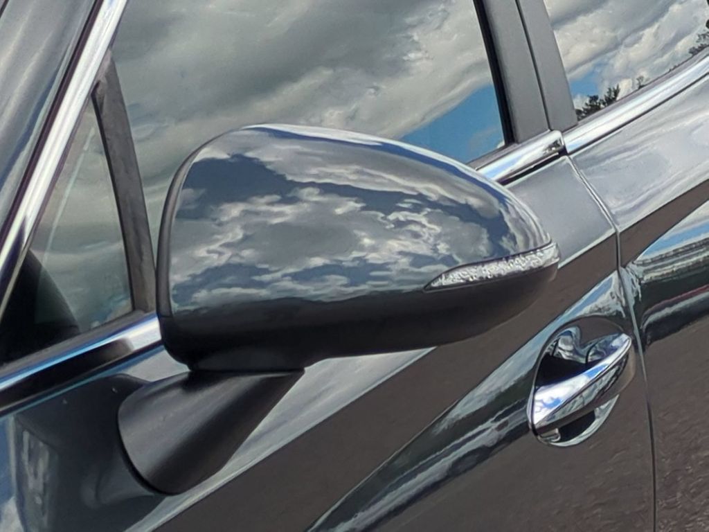 Thumbnail: 2022 Hyundai Sonata - 21