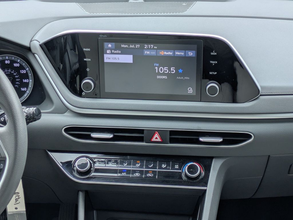 Thumbnail: 2023 Hyundai Sonata - 13