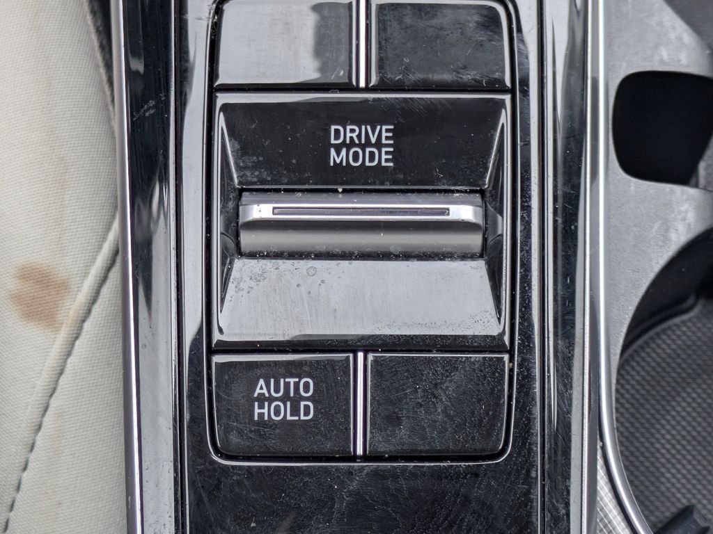Thumbnail: 2023 Hyundai Sonata - 25