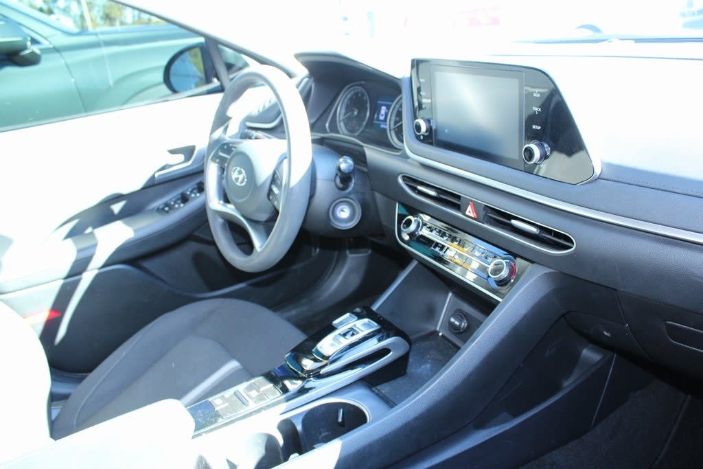 Thumbnail: 2023 Hyundai Sonata - 2