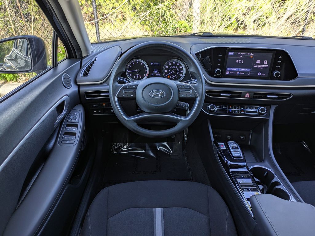 Thumbnail: 2022 Hyundai Sonata - 9