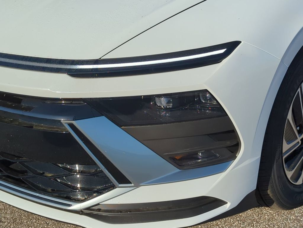Thumbnail: 2026 Hyundai Sonata - 21