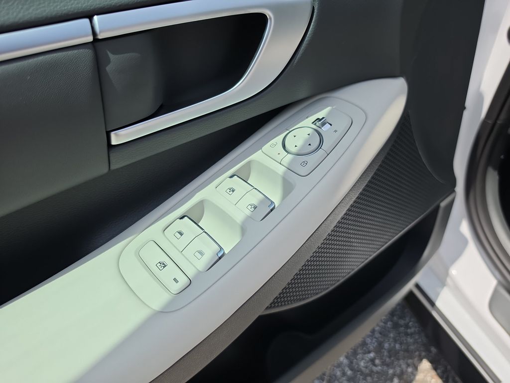 Thumbnail: 2026 Hyundai Sonata - 22