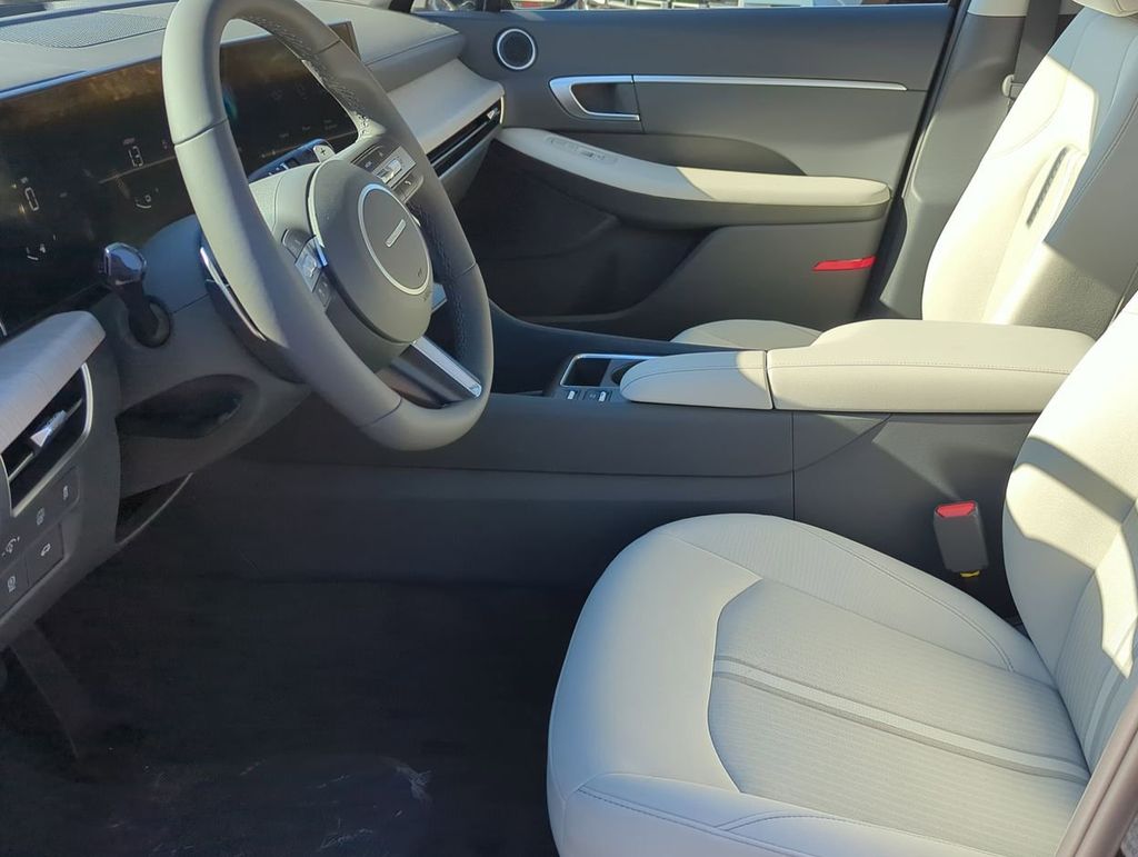 Thumbnail: 2026 Hyundai Sonata - 9