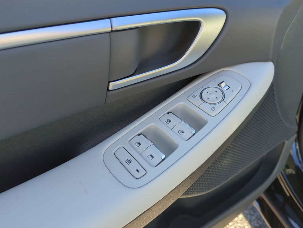 Thumbnail: 2026 Hyundai Sonata - 21