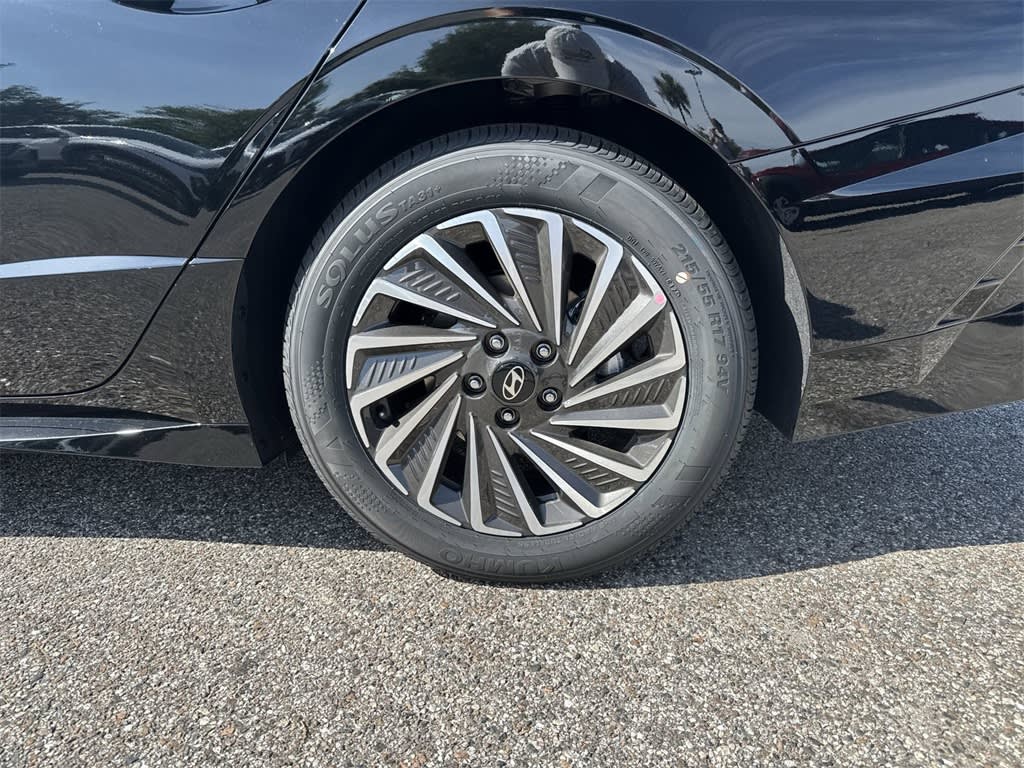 Thumbnail: 2025 Hyundai Sonata - 7