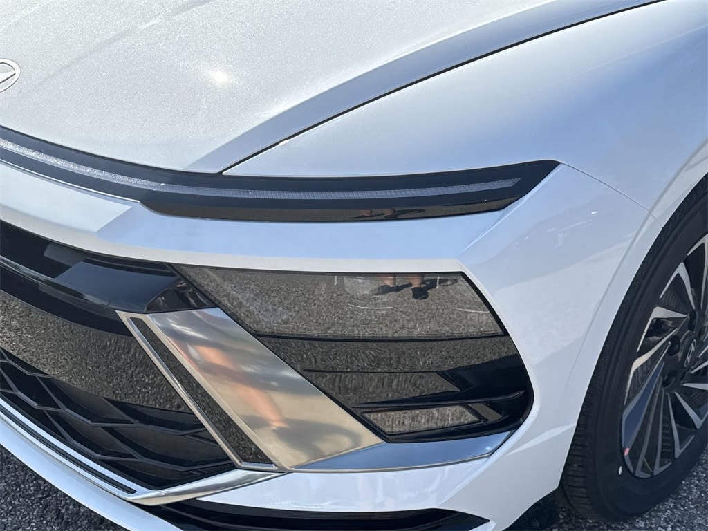 Thumbnail: 2025 Hyundai Sonata - 20