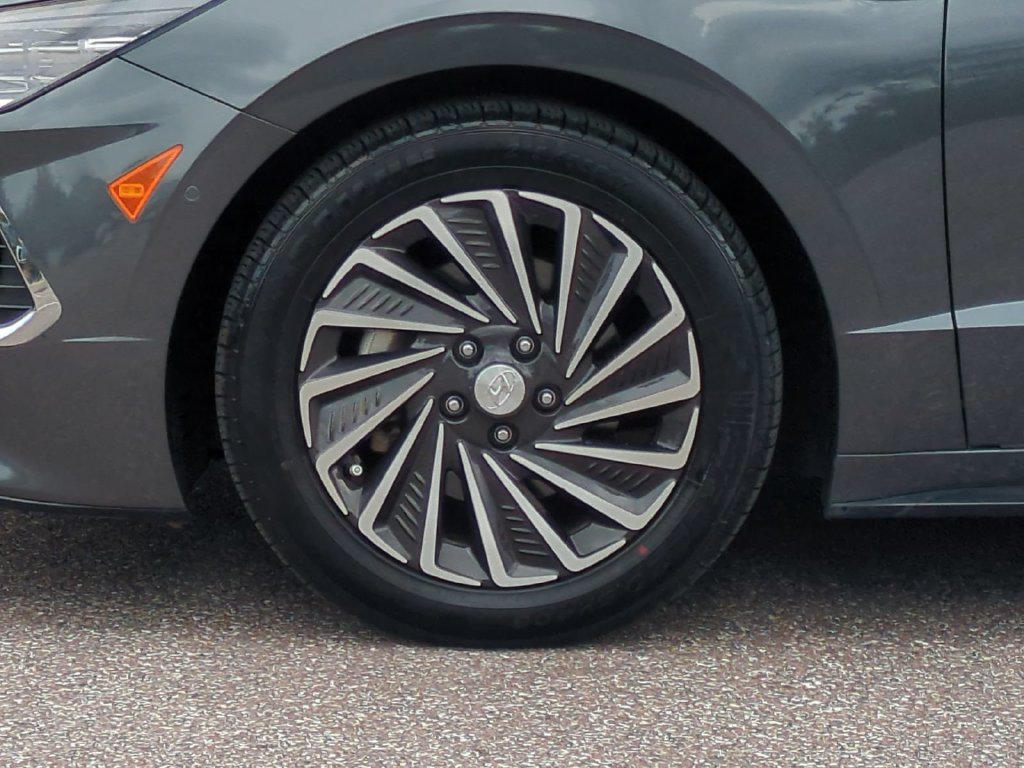 Thumbnail: 2023 Hyundai Sonata - 7