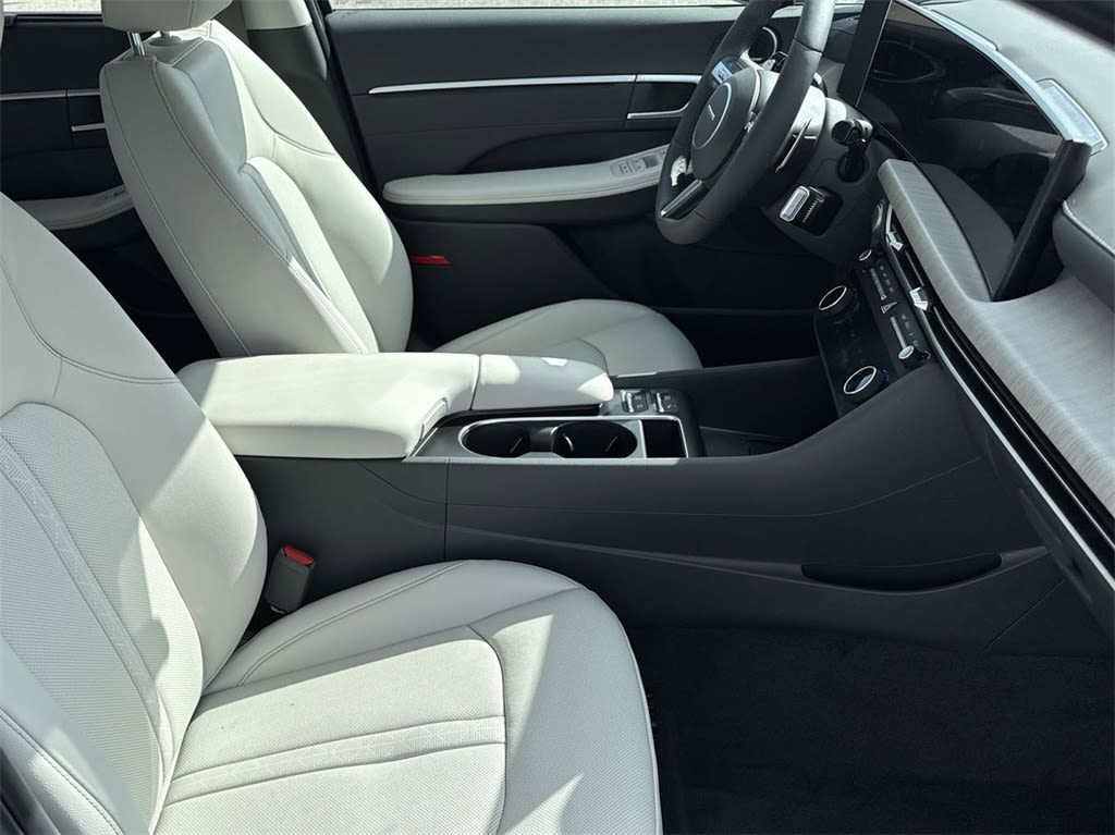 Thumbnail: 2025 Hyundai Sonata - 27