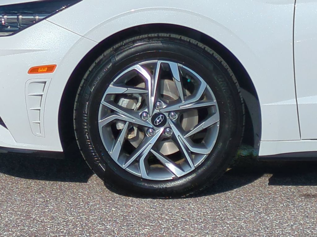 Thumbnail: 2023 Hyundai Sonata - 7