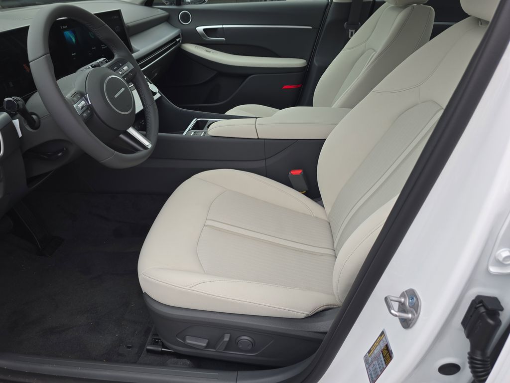 Thumbnail: 2026 Hyundai Sonata - 10