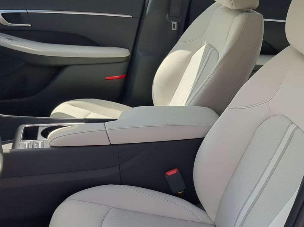 Thumbnail: 2026 Hyundai Sonata - 10