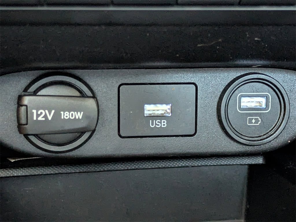 Thumbnail: 2023 Hyundai Elantra - 22