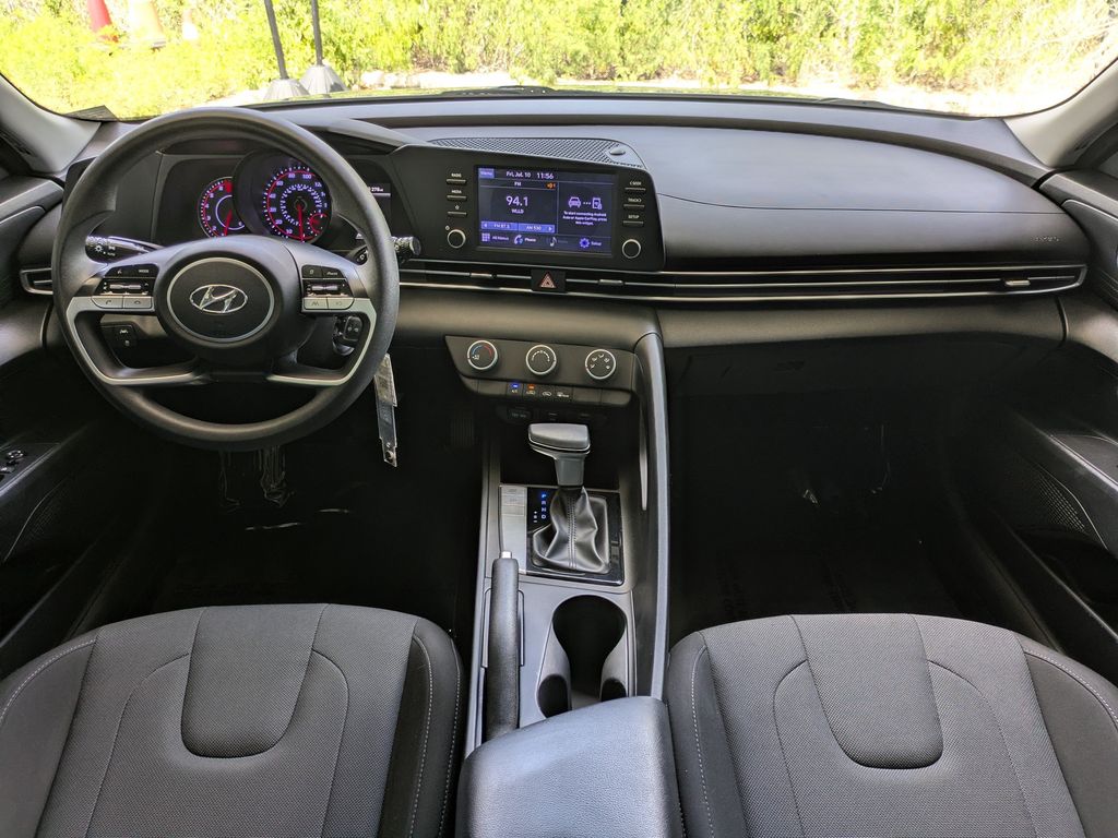 Thumbnail: 2021 Hyundai Elantra - 2