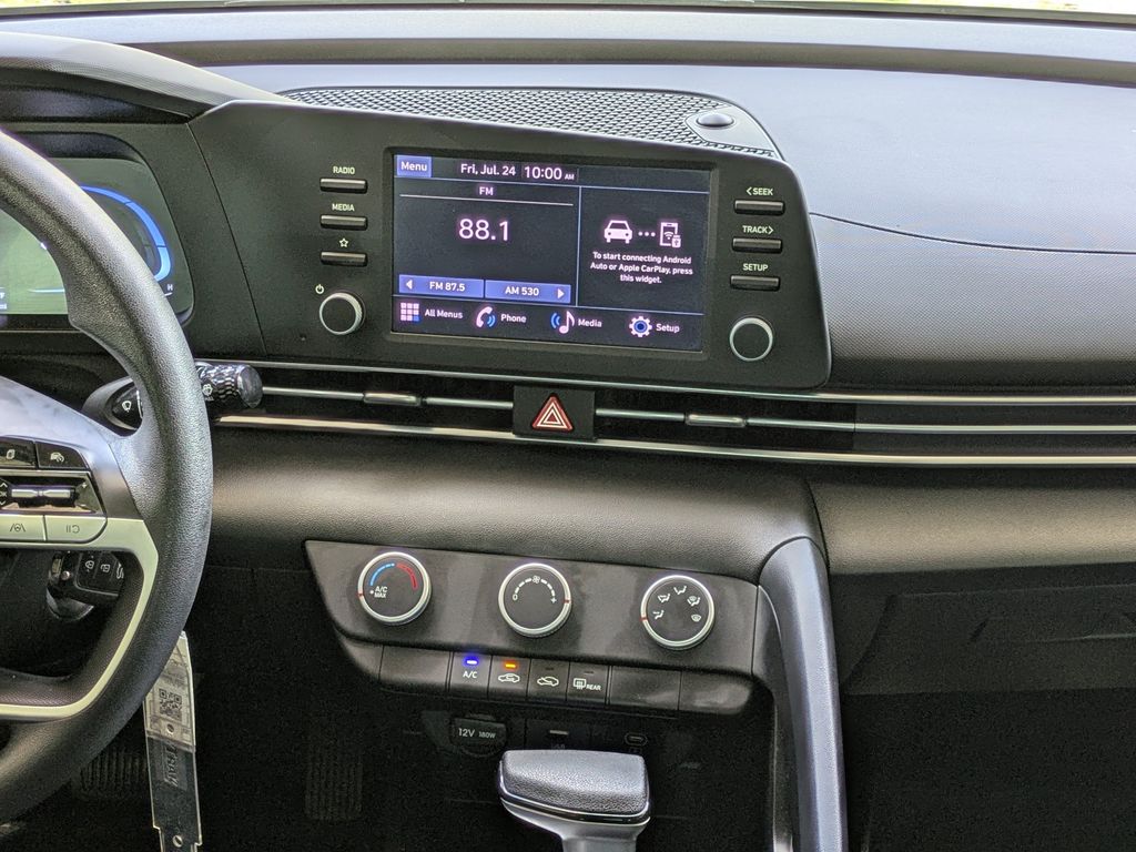 Thumbnail: 2024 Hyundai Elantra - 13
