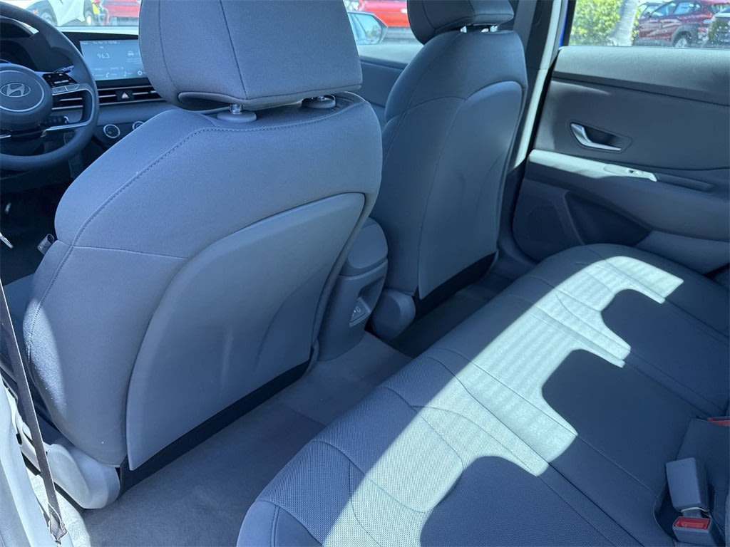 Thumbnail: 2025 Hyundai Elantra - 12