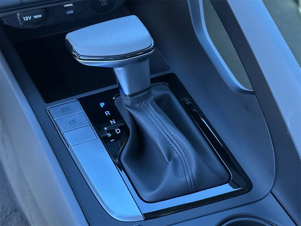 Thumbnail: 2025 Hyundai Elantra - 14