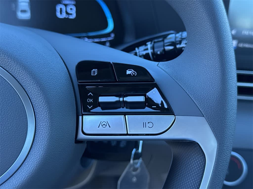 Thumbnail: 2025 Hyundai Elantra - 27