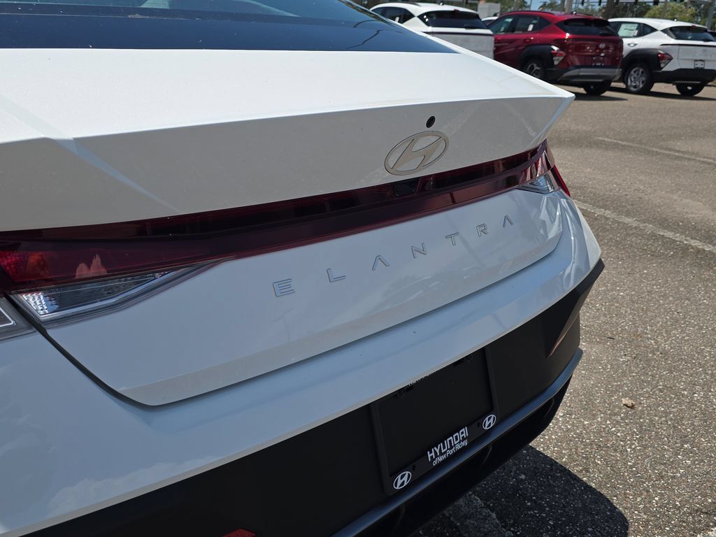 Thumbnail: 2026 Hyundai Elantra - 22