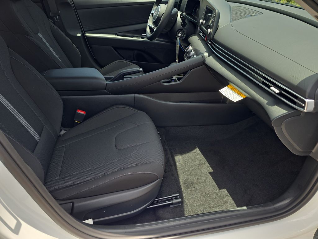 Thumbnail: 2026 Hyundai Elantra - 26