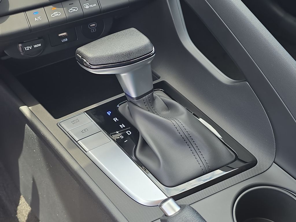Thumbnail: 2026 Hyundai Elantra - 14