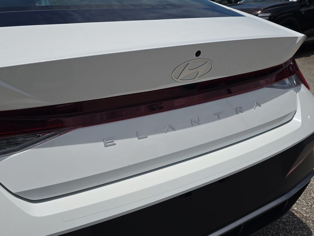 Thumbnail: 2026 Hyundai Elantra - 23