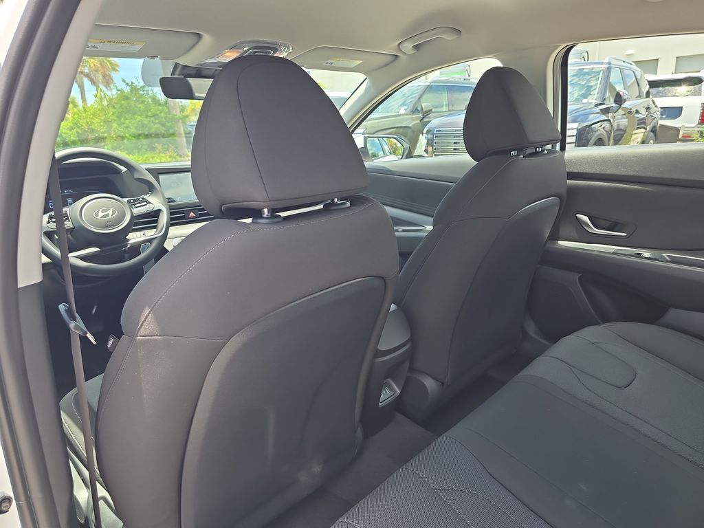 Thumbnail: 2026 Hyundai Elantra - 9