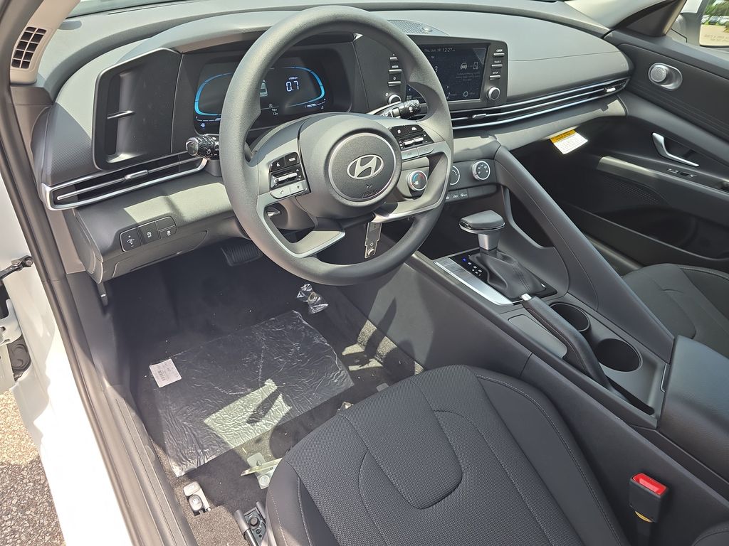 Thumbnail: 2026 Hyundai Elantra - 2